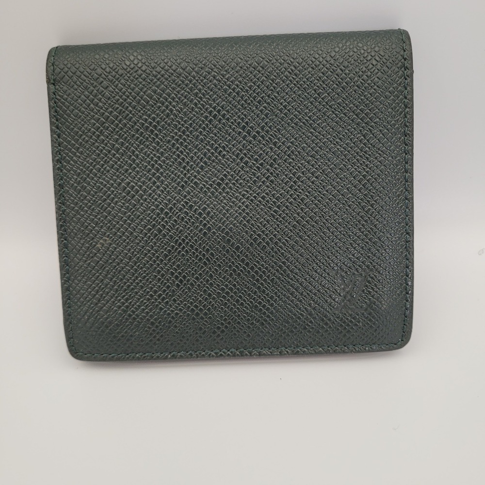 Louis Vuitton Taiga Leather Compact Bifold Wallet Green M30464 MI0966